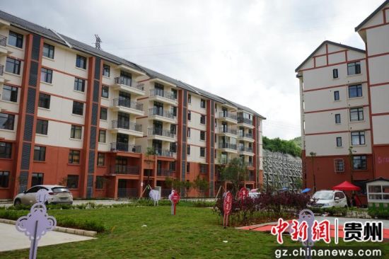 清鎮(zhèn)市2018年易地扶貧搬遷安置點(diǎn)一角。