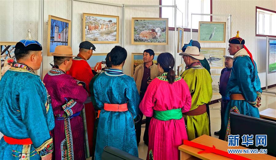 （奮斗百年路　啟航新征程·“七一勛章”獲得者·圖文互動）（3）“草原之子”廷·巴特爾：讓草原綠起來，幫牧民富起來