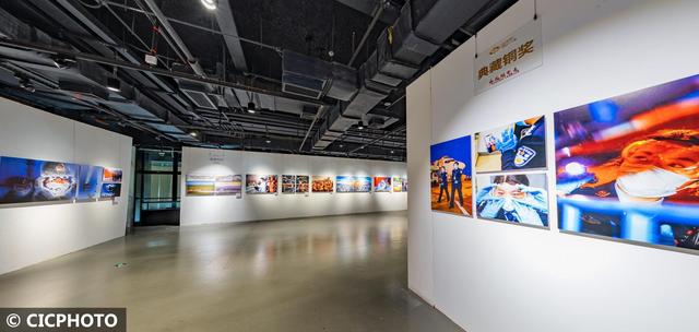 光影追隨：奮進(jìn)新時(shí)代，唱響時(shí)代主旋律