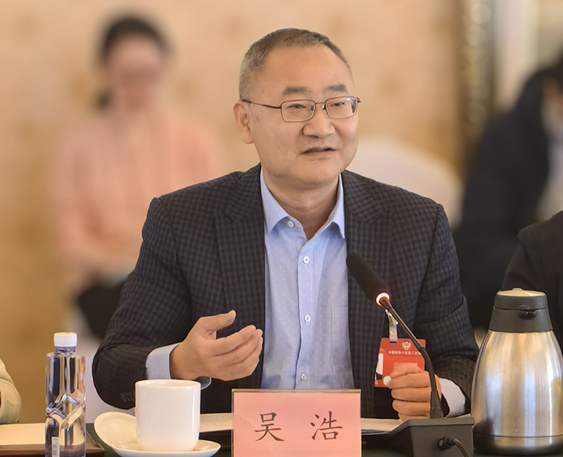 全國政協(xié)委員、首都醫(yī)科大學全科醫(yī)學與繼續(xù)教育學院院長吳浩。受訪者供圖